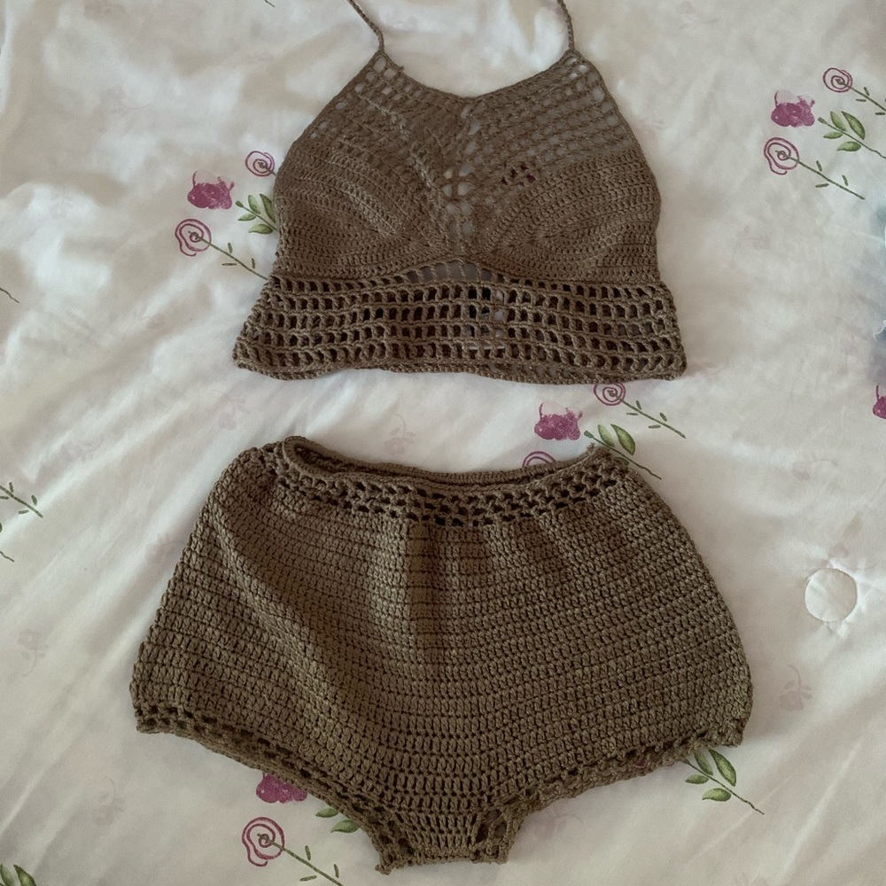 NWOT Fashion Nova Knitted Set - Size M